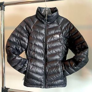 The North Face 550 Goose Down Puffer Jacket Women’s XSmall Black